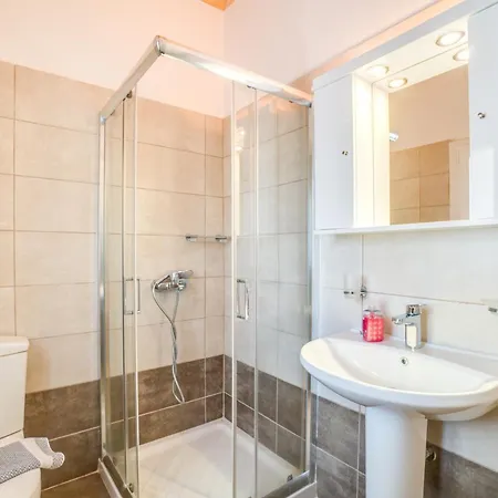 Captain Spiros Picola Appartement *