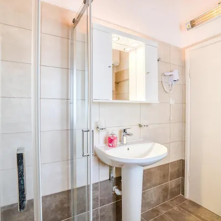 Appartement Captain Spiros Picola *