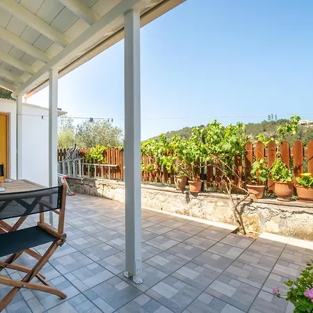 Captain Spiros Picola Apartment Gaios